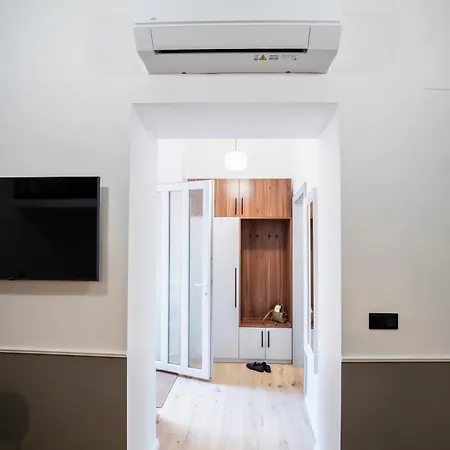 Garden Retreat For Two! Brand New Ii Budapešť